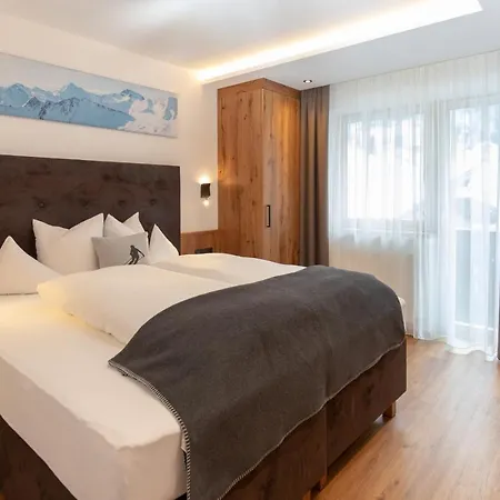 Kardona 3* Ischgl
