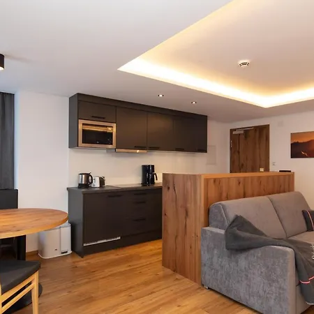 Kardona 3* Ischgl
